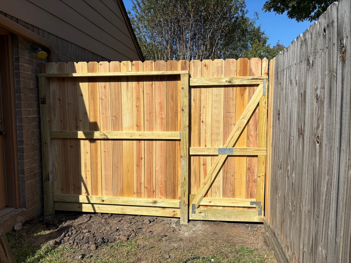 New fence gate repair